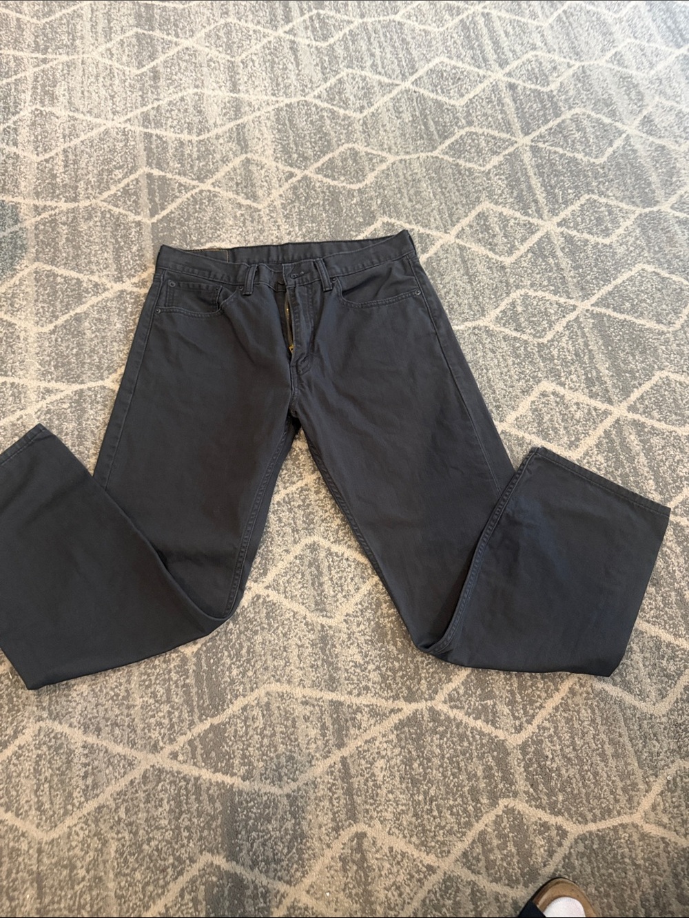 Levi's men’s black jeans 505